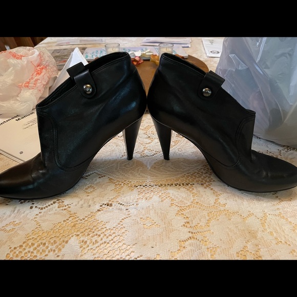 COACH BLACK size 10 with box Aliza booties - Picture 6 of 8